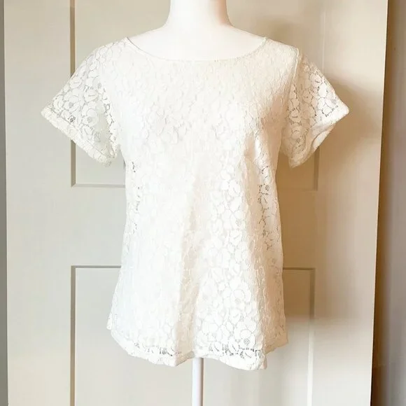 Women’s Gap White Lace Shirt Size Small - Picture 1 of 7
